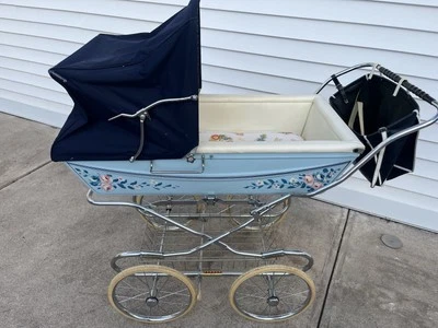 RaRe Wilson Silver Cross Baby Carriage Stroller VTG England Pram Doll Child  - Image 1 of 4