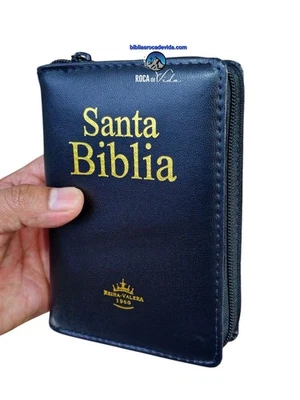 BIBLIA RVR.1960  COMPACTA, ACOLCHONADA PIEL NEGRO Con Índice Y Cierre  - Image 1 of 4