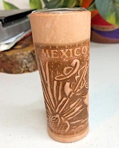 CD de tequila México Shot Glass 4" Valles SLP cuero tostado con cordones - Imagen 1 de 6