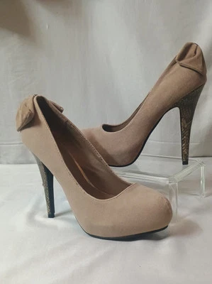 Y2K Qupid Pump Platform Shoes Matter 38 Sz 8.5 Taupe Suede Bow Faux Snake Heel - Image 1 of 4