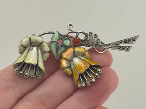 Broche prendedor vintage de plata de ley con esmalte de marcasita - Imagen 1 de 17