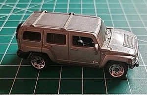 Matchbox Hummer H3 Silver Diecast car suv - Picture 1 of 10