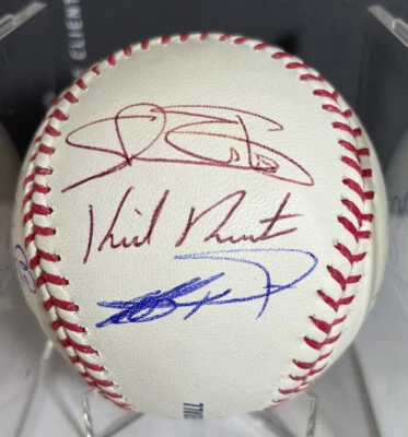 2001 SF GIANTS Team Signed Auto Baseball Jeff Kent Kirk Reuter Robb Nen Estes - Image 1 of 4