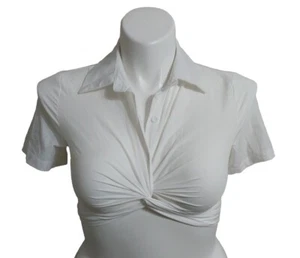 *NWT* Women's Micas Medium White Collared Front Twist Crop Top #23y66 - Picture 1 of 3