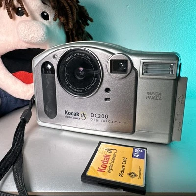Vintage Kodak DC200 Digital Camera, Boxed - Image 1 of 4