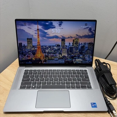 Dell Latitude 9520 Intel Core i7-1185G7 3GHz 16GB  256GB SSD Touch  15" W11 Cord - Image 1 of 4