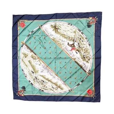 Bufanda de seda Gucci tamaño grande usada accesorio de moda de Japón Foto 1 de 4