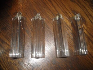 LOTE DE 4 PRISMAS DE ARAÑA TRIANGULARES VINTAGE DE VIDRIO MACIZO PESADO 4" X 1 3/8" - Imagen 1 de 4