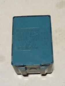 2004-2009 TOYOTA PRIUS DENSO REAR WIPER CONTROL MODULE OEM 85940-47010 - Picture 1 of 3