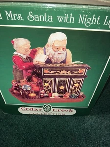 Cedar Creek Collection Mr & Mrs Santa Figurine With Night Light - Picture 1 of 5