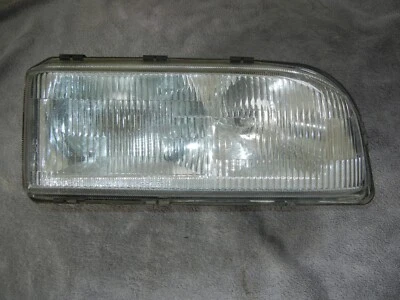 Faro derecho Volvo 850 95-97 Foto 1 de 4