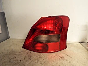 TOYOTA YARIS VITZ MK2 E9 O/S RÜCKLEUCHTE FAHRERSEITE HINTEN 2005-2010 - Bild 1 von 5