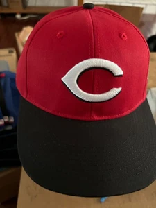 Cincinnati Reds Team MLB OC Sports Baseball Adjustable Hat Cap - Picture 1 of 4