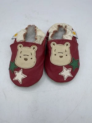 VINTAGE DISNEY CLASSIC POOH INFANT LEATHER SHOES SIZE 0-6 MONTHS NEW 2007 - image 1 of 4