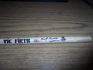 MARKY RAMONE OF THE BAND THE RAMONES DRUM STICK - Picture 1 of 1