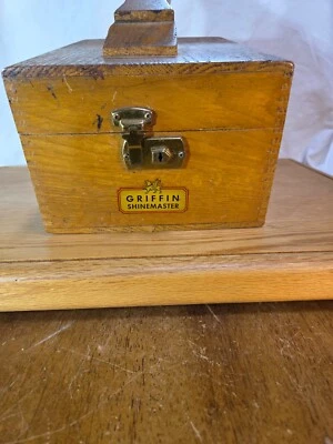 RARO DE COLECCIÓN 1950s60 Roble MADERA Griffin Shinemaster Cola de Milano Junta Zapatos Shine Box Foto 1 de 4