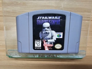 CARTUCCIA GIOCO NINTENDO 64 STAR WARS SHADOW OF THE EMPIRE - 1996 - Foto 1 di 4