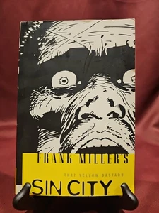 Sin City: That Yellow Bastard by Miller, Frank Paperback Book 2nd Edition - Bild 1 von 5