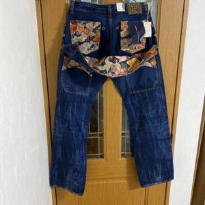 Unused Kura Men's Denim Jeans Pants Japanese Chirimen Blue Size 32 Deadstock - Picture 1 of 17