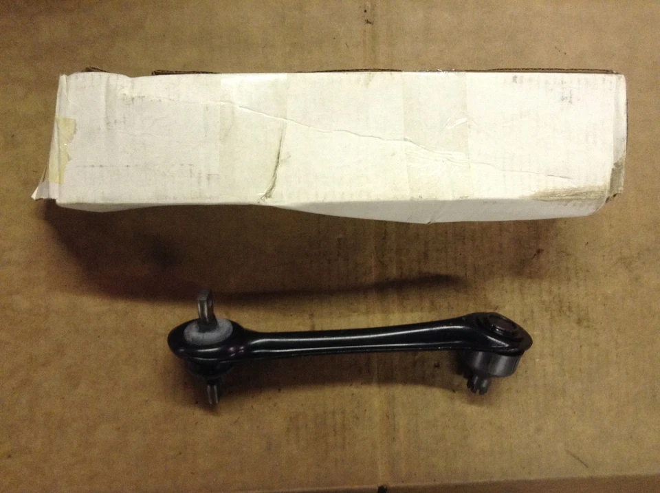 NUEVO CONJUNTO DE BRAZO DE CONTROL DE SUSPENSIÓN Y RÓTULA NAPA 10708 - Se adapta a Honda 86-89 Foto 1 de 4