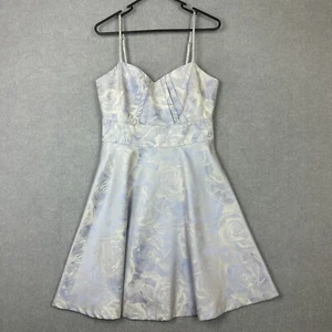 Review Dress Womens 12 Purple White Rose Floral Pleated Adjustable Strap Lined - Picture 1 of 7