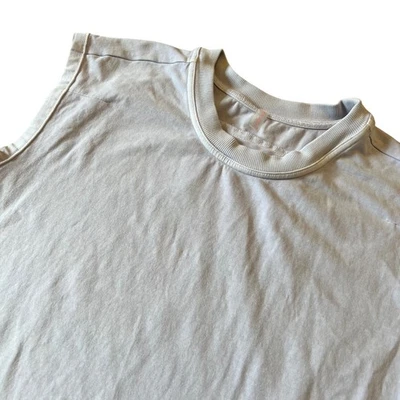 Free People Hot Shot 微型圆领丁香紫色无袖锻炼尺寸 SP — 第 1/4 张图片