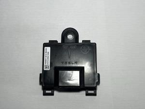 12-21 TESLA MODEL S MS DOOR OPEN HANDLE CONTROL MODULE UNIT OEM - Picture 1 of 4