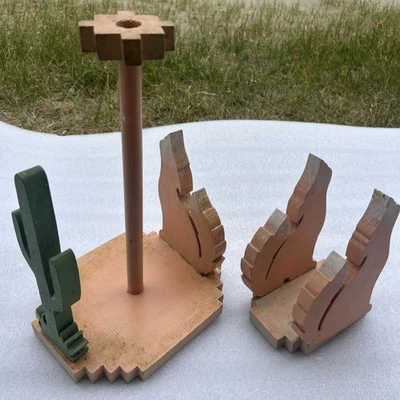 Toallero de papel cactus coyote madera tallada a mano suroeste oeste de colección años 90 Foto 1 de 4
