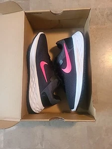 Nike Revolution 7 NN Damen Sportschuhe Sneaker Turnschuhe DC3729 002 - Picture 1 of 4