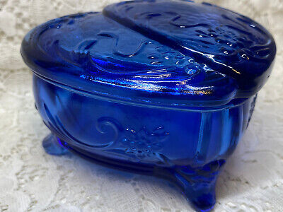 Blue Vaseline Uranium Glass Heart Shape Cobalt Makeup Box Candy Dish Jewelry Art • 20.50€