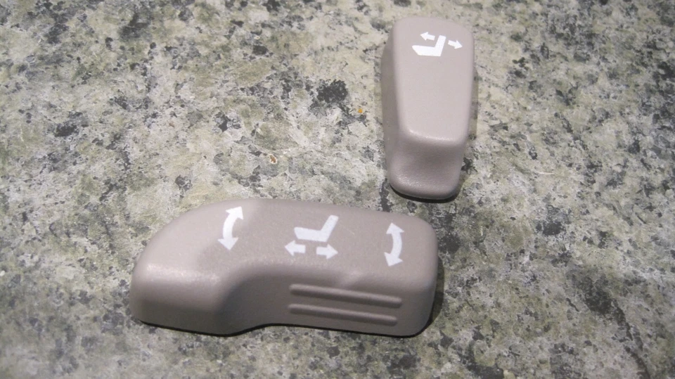 2007 2008 Infiniti G35 G35X Left Driver Seat Side Button OEM Light Gray — 第 1/1 张图片