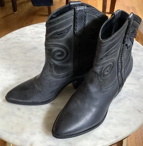 Carlos By Carlos Santana Charcoal Women’s Mid Heel Leather Ankle Boots Size 7M - Picture 1 of 12