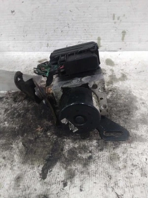 2007 Jeep Grand Cherokee ABS Pump & Motor Assembly OEM 05179771AA 68004830AA Foto 1 de 3