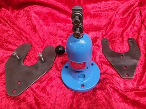 MORSA SMONTAGGIO POMPA CARBURANTE DIESEL HARTRIDGE CON DUE STAFFE POMPA VE - Foto 1 di 9