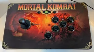 Mortal Kombat Tournament Edition Arcade Fight Stick (Microsoft Xbox 360/PC) - Bild 1 von 10