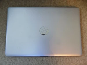 HP 15-BS062ST | INTEL CORE I3-7100U 2.40GHZ | 1TB | 6GB RAM | Win 10 - Picture 1 of 3