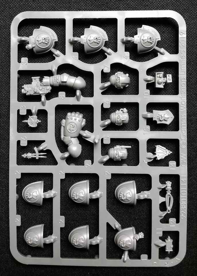Puños Imperiales Primaris Marines Espaciales Mejoras Sprue Power Fist Warhammer 40K Foto 1 de 1