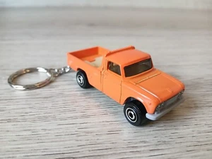 1962 Nissan Junior Custom Keychain 1:64 Diecast Car Keyring Classic Japan Truck  - Picture 1 of 6
