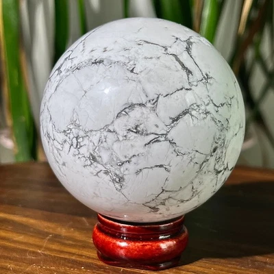 485G  White marble spherical healing crystal natural gemstone quartz stone - Image 1 of 4