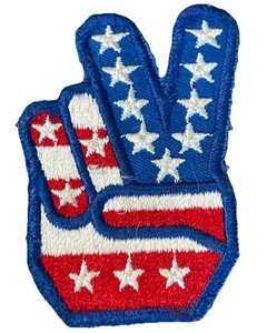 VINTAGE PATRIOTIC HAND PEACE SIGN PATCH - Picture 1 of 3