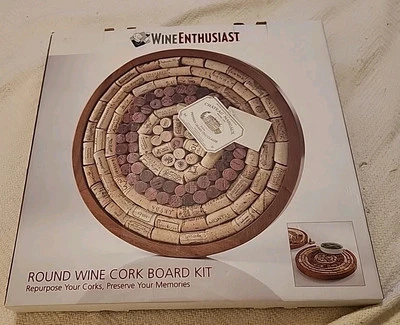 Kit de exhibición de tablero de corcho Wine Enthusiast tiene capacidad para 60 corchos nuevo en caja 15-3/4" K Foto 1 de 4