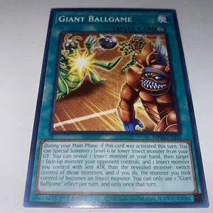 MP24-EN325 Giant Ballgame Tarjeta Mágica: Común 1ª Edición YuGiOh Tarjeta Juego de Cartas Coleccionables - Imagen 1 de 4