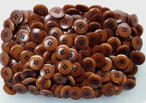 Buttons 20mm 32L Brown Tan Brown Swirl Polished 4 Hole Coat Craft Button W206A - Picture 1 of 24