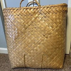 Vintage Palm Leaf Woven Bag Laundry Storage Home Decor 21” Tall 22” Wide 8” Deep - Picture 1 of 14