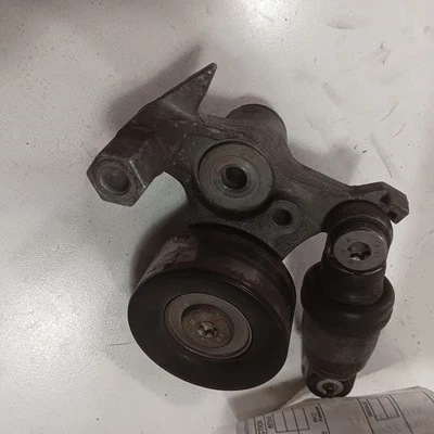 Polea tensora de cinturón Honda Civic 2016 2017 2018 2019 Foto 1 de 4