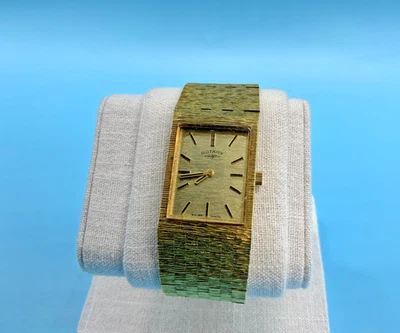 ROTARY 1970's GOLD PLATED BARKED DESIGN  LADIES MANUEL WRISTWATCH - WORING !! - image 1 of 4