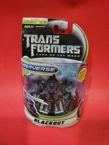 NEW Transformers Dark Of The Moon Cyberverse *BLACKOUT* Decepticon 2010 Cover
