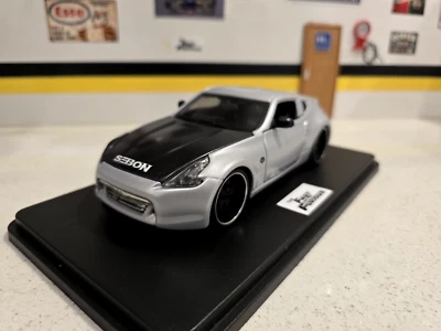 "Fast and Furious 5" 1:24 Scale Brian's 2009 Nissan 370Z Custom - Image 1 of 4