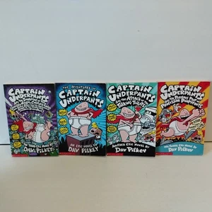 Captain Underpants Book Bundle Dav Pilkey  x 4 Paperback Books - Bild 1 von 10
