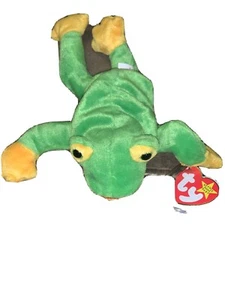 TY smooch The Frog Beanie Baby Plush 1997 w/Tag Collectible - Picture 1 of 5